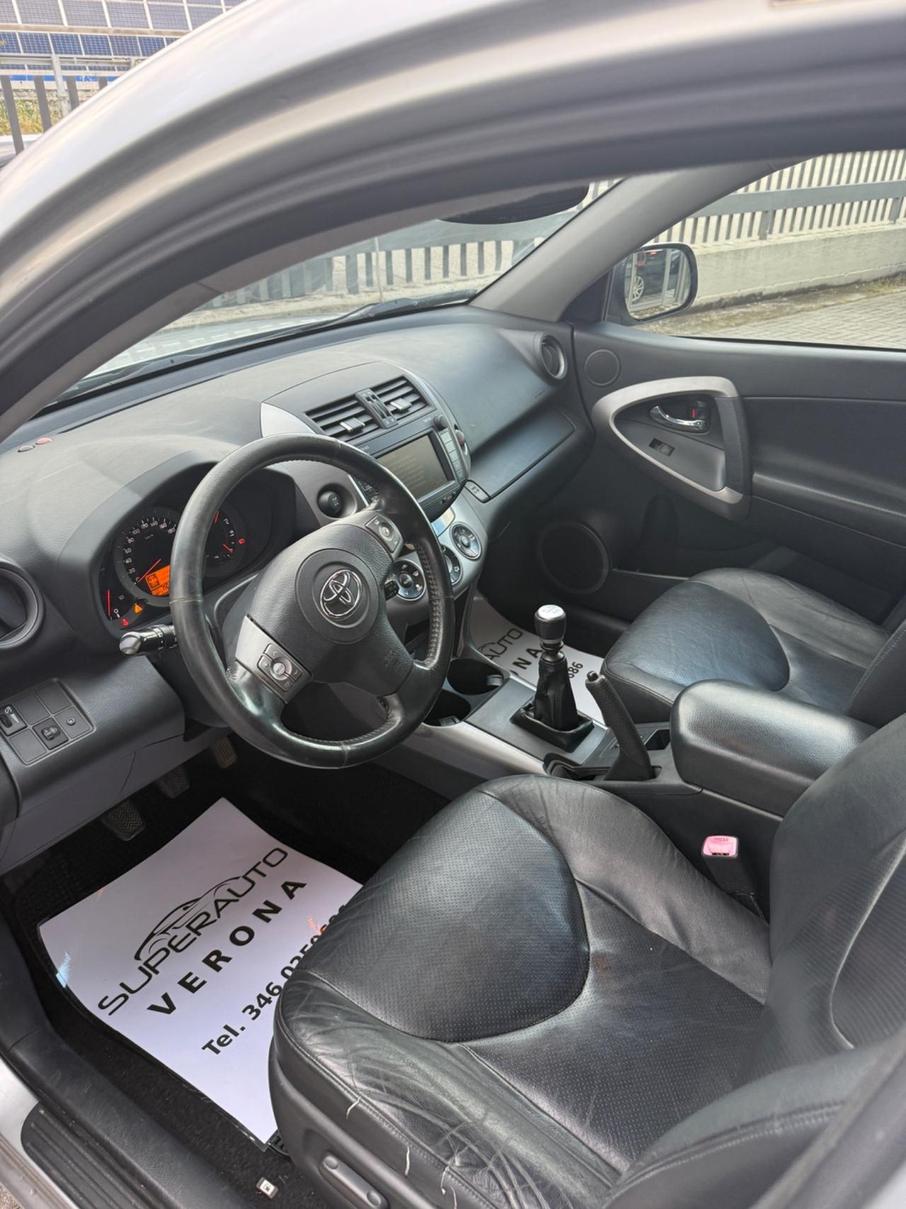 Toyota RAV 4 RAV4 2.2 D-4D 177 CV Luxury
