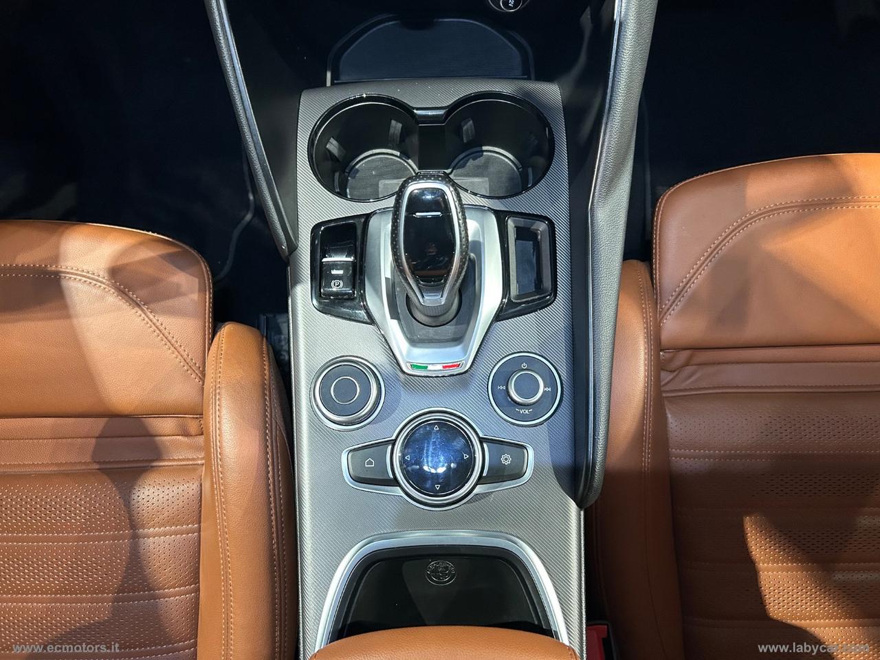 ALFA ROMEO Giulia 2.0 Turbo 280 CV AT8 Veloce