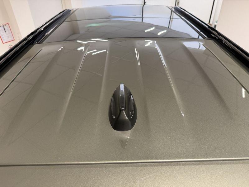 Land Rover Defender Defender 110 2.0 si4 phev SE awd 404cv auto