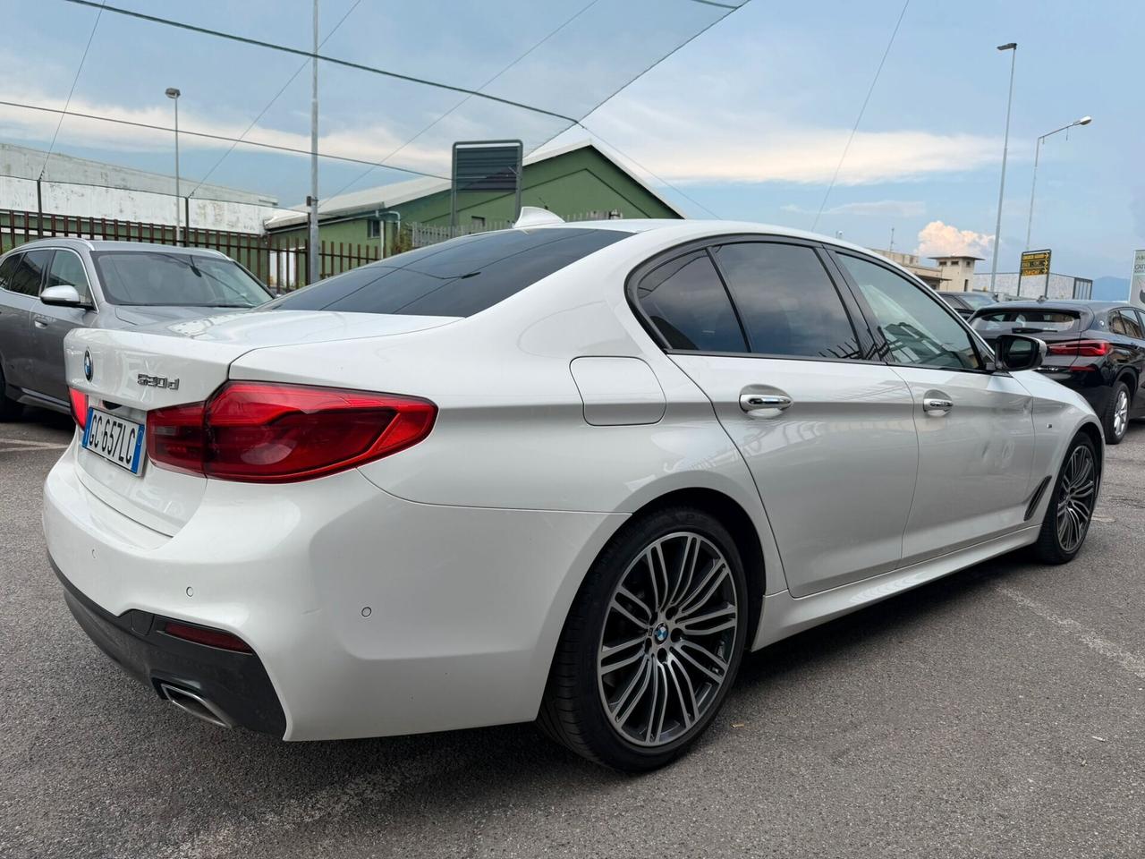 BMW 520 Berlina 520d Msport auto / TETTUCCIO APRIBILE (SERVICE IN BMW)