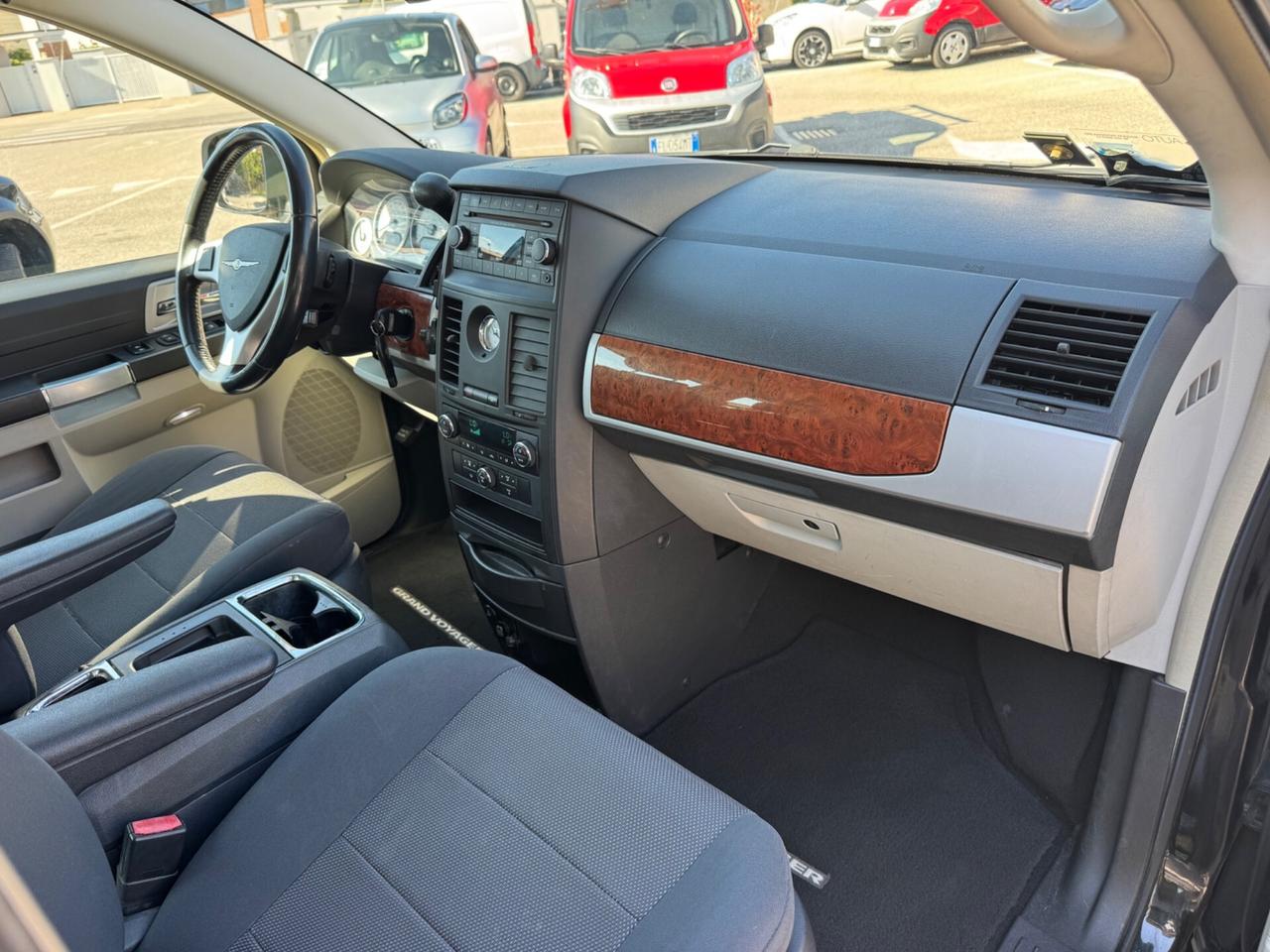 Chrysler Voyager Grand 2.8 CRD 7 posti