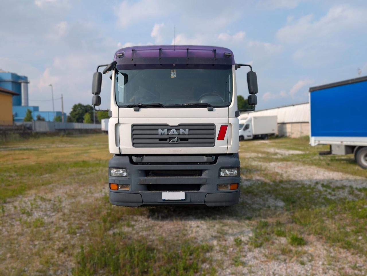 TRATTORE STRADALE MAN TGA 18.440