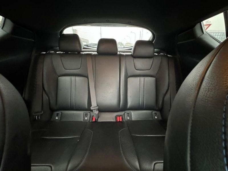 Toyota C-HR C-HR 1.8 Hybrid E-CVT Style