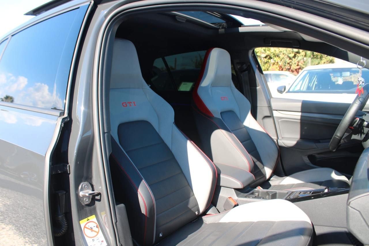 Volkswagen Golf GTI Tua A SOLI 445€