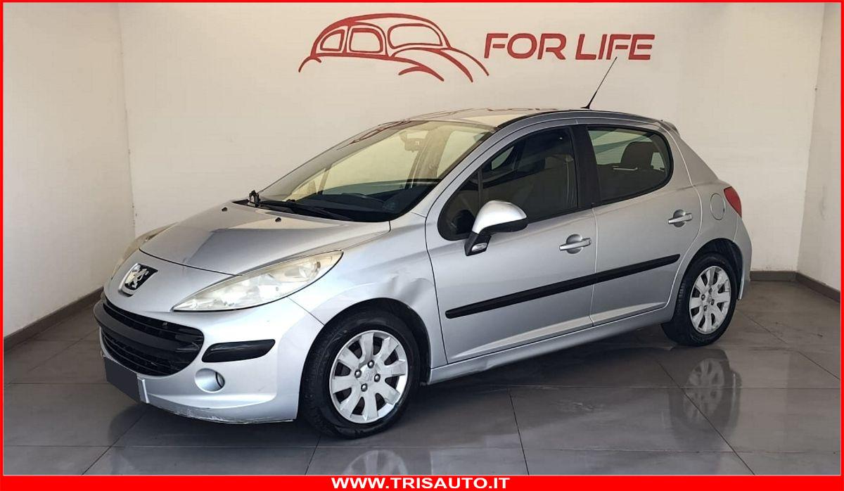 PEUGEOT 207 1.4 HDI 5p NEOPATENTATI