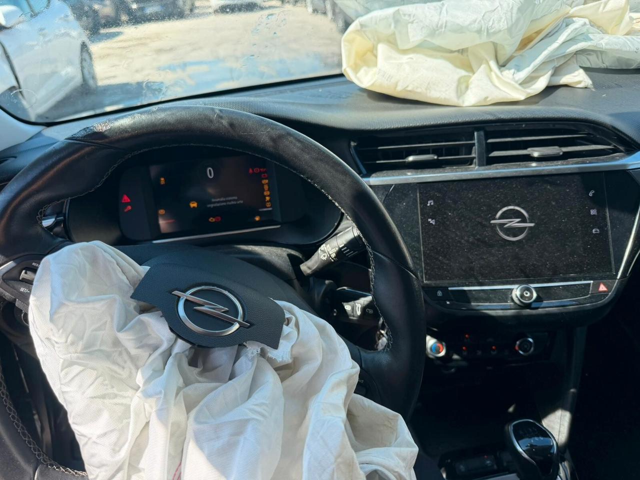 Opel Corsa 1.2 incidentato - 2020