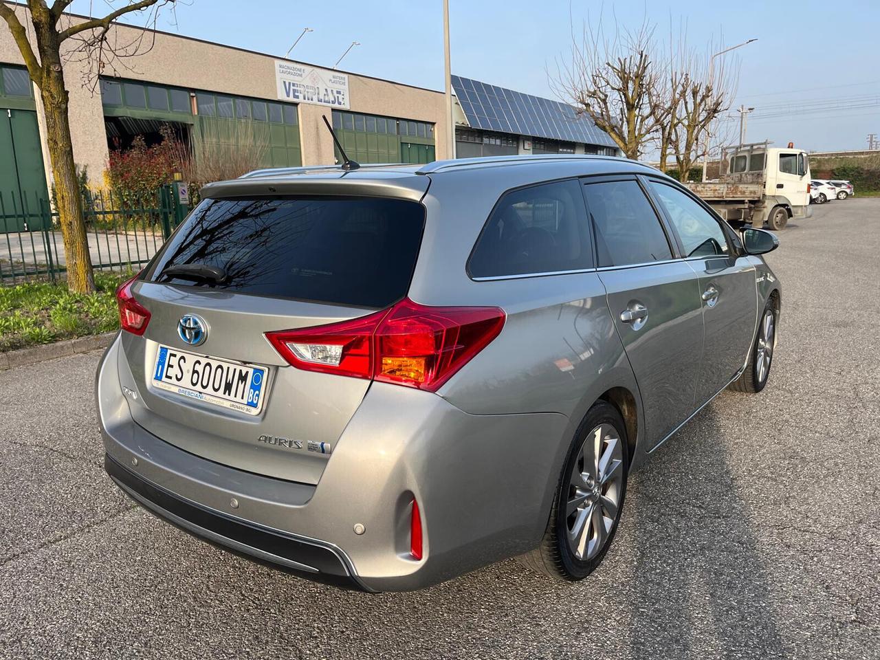 Toyota Auris 1.8 Hybrid 5 porte