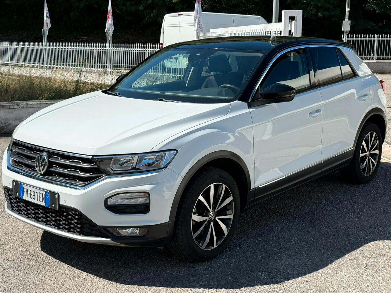 Volkswagen T-Roc 1.0 TSI 115 CV StBlueMotion Gancio di Traino
