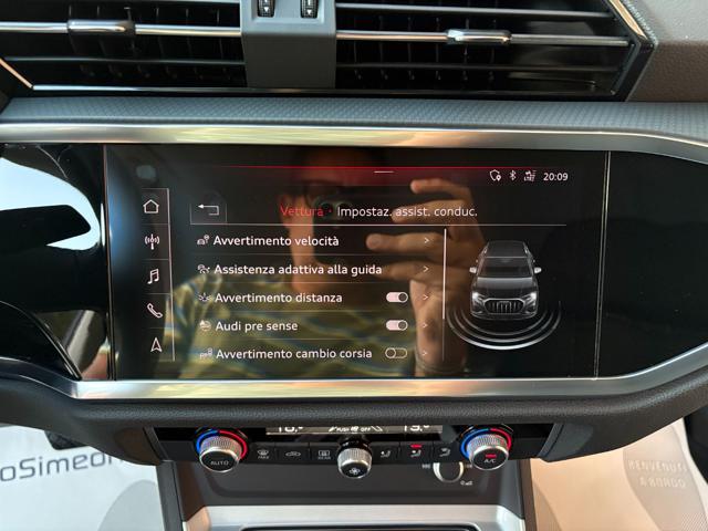 AUDI Q3 35 TDI 150 CV S tronic Business FARI LED