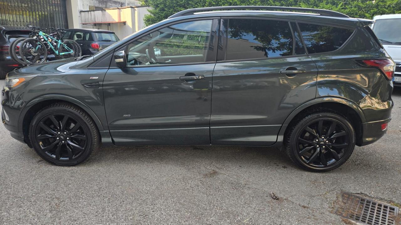 Ford Kuga 2.0 TDCI 180 CV S&S 4WD ST-Line Business