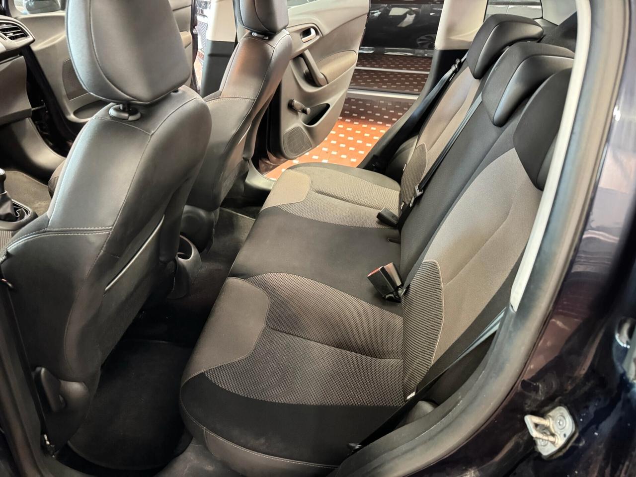 Citroen C3 1.2 PureTech 82 Exclusive - IDEALE PER NEOPATENTATI