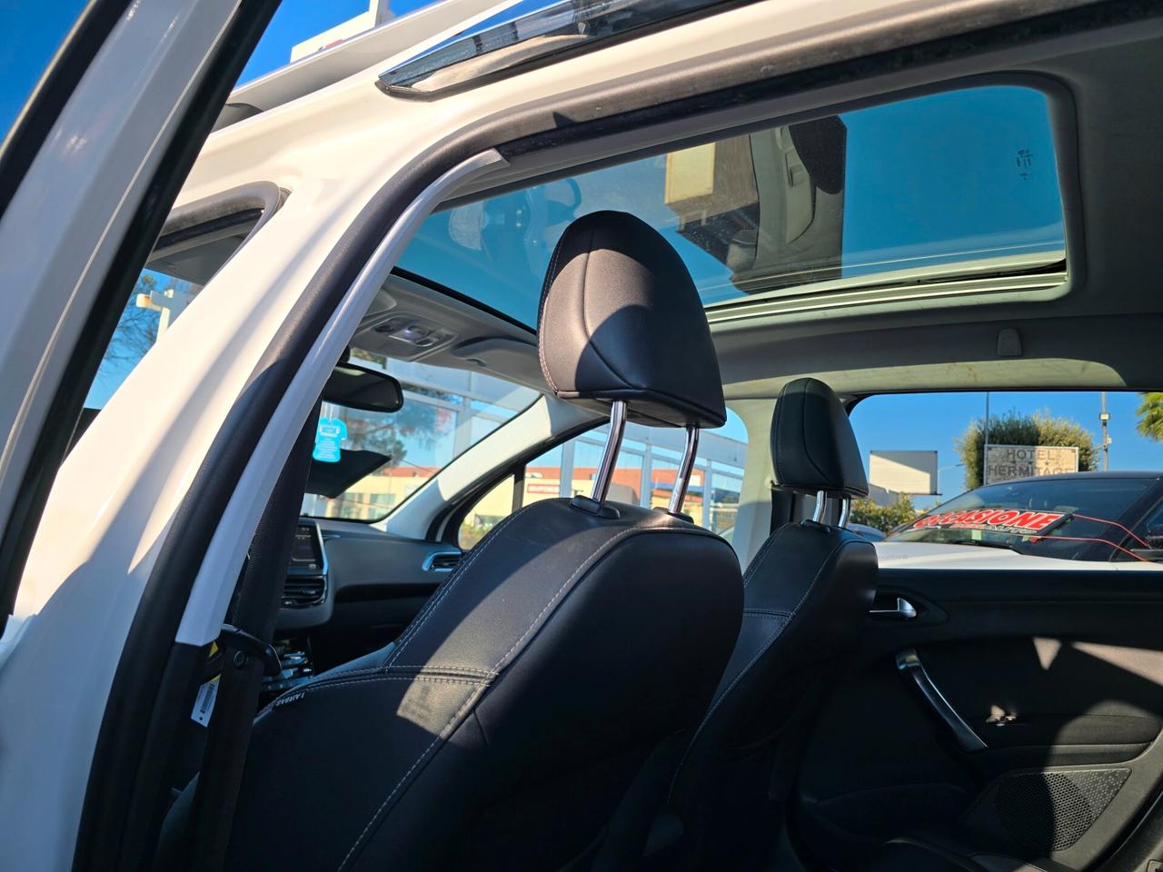 Peugeot 2008 1.6 e-HDi 92 CV Stop&Start Allure