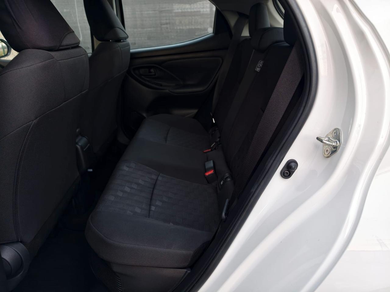 Toyota Yaris IBRIDA NO VINCOLI FINANZIARI NUOVA 2024