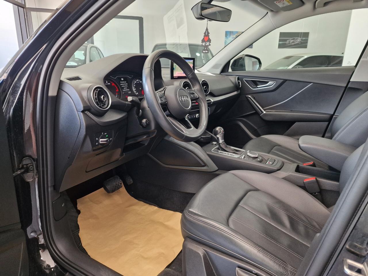 Audi Q2 30 TDI S tronic TETTO, LUCI AMBIENTE, IVA ESPOSTA