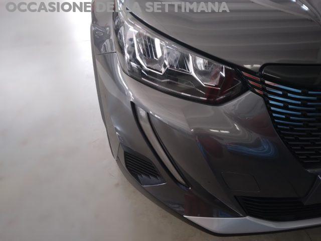 PEUGEOT 2008 PureTech 130 S&S Allure