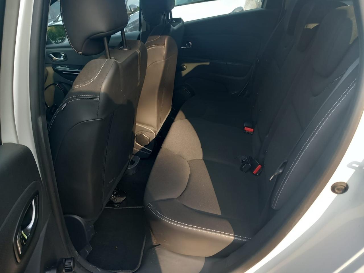 Renault Clio Sporter 1.2 75CV Live