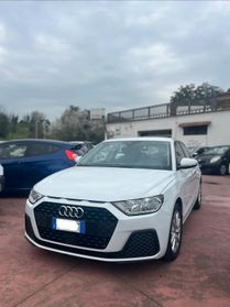 Audi A1 SPB 30 TFSI S tronic Identity Black