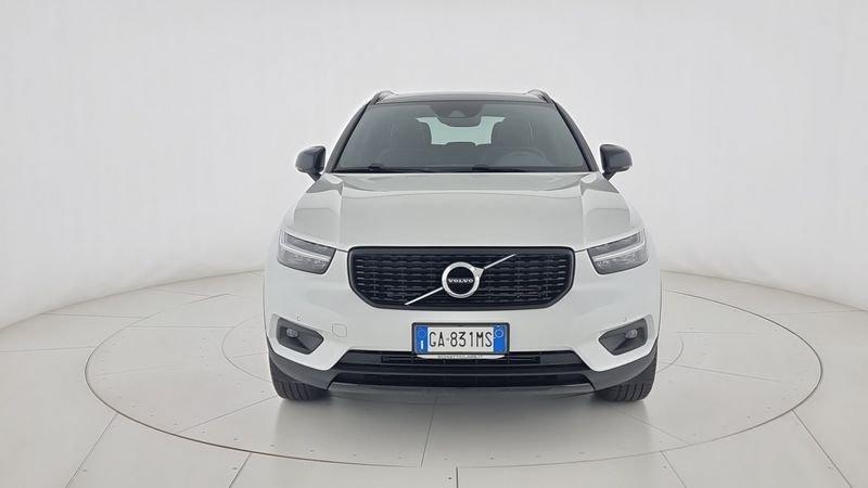 Volvo XC40 T5 Recharge Plug-in Hybrid R-design