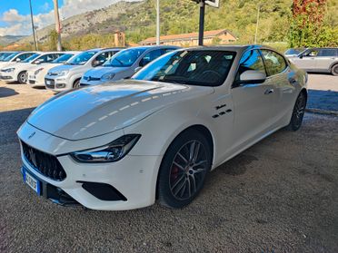 Maserati Ghibli V6 Modena PARI AL NUOVO