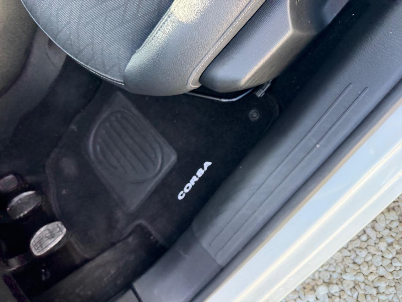 Opel Corsa 1.5 D 100 CV Edition