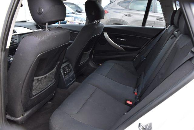 BMW 320 d Touring Business aut. *NAVIGATORE*