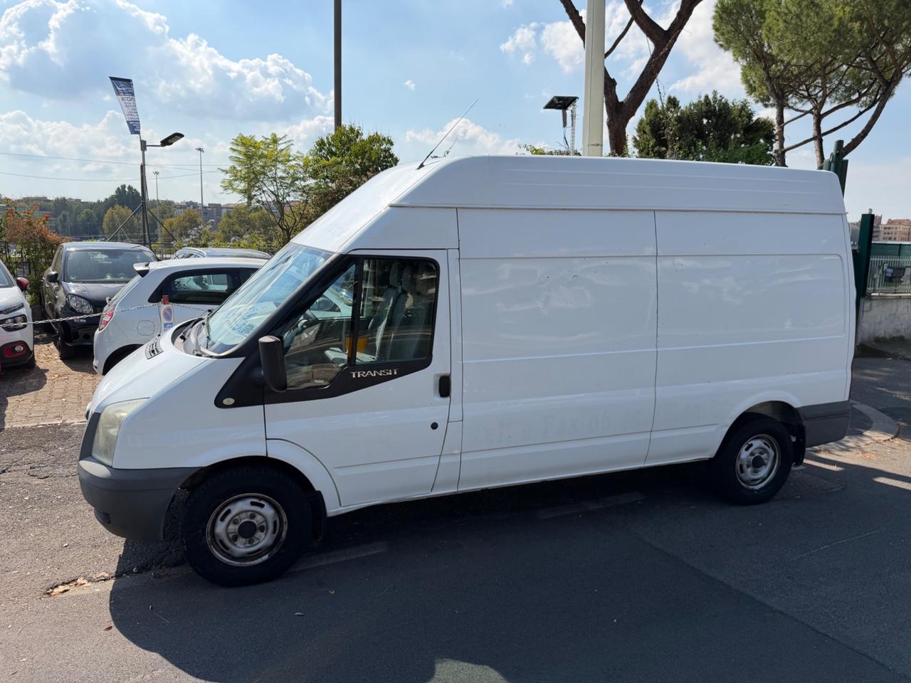 Ford Transit Courier 350l VAN 2.2.