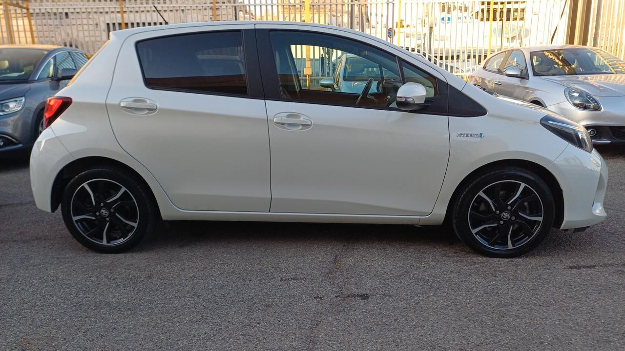 Toyota Yaris 1.5 Hybrid 5 porte Style