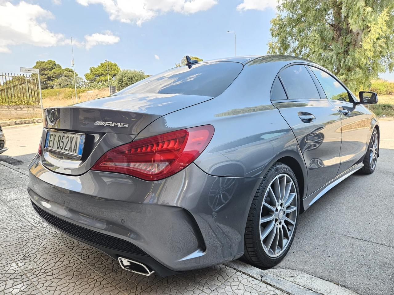 Mercedes CLA 200D AMG PREMIUM 100kw 136cv AUTOMATICA