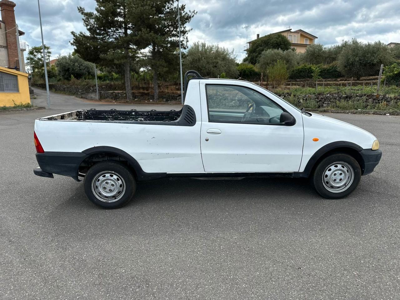 Fiat Strada 1.9 JTD