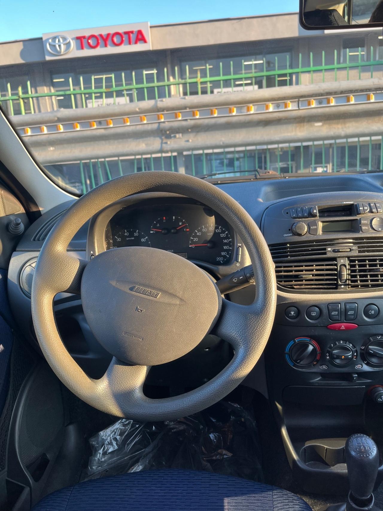 Fiat Punto 1.9 JTD 5 porte HLX