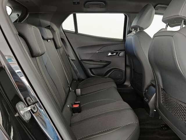 Peugeot 2008 Hybrid 136 e-DCS6 GT