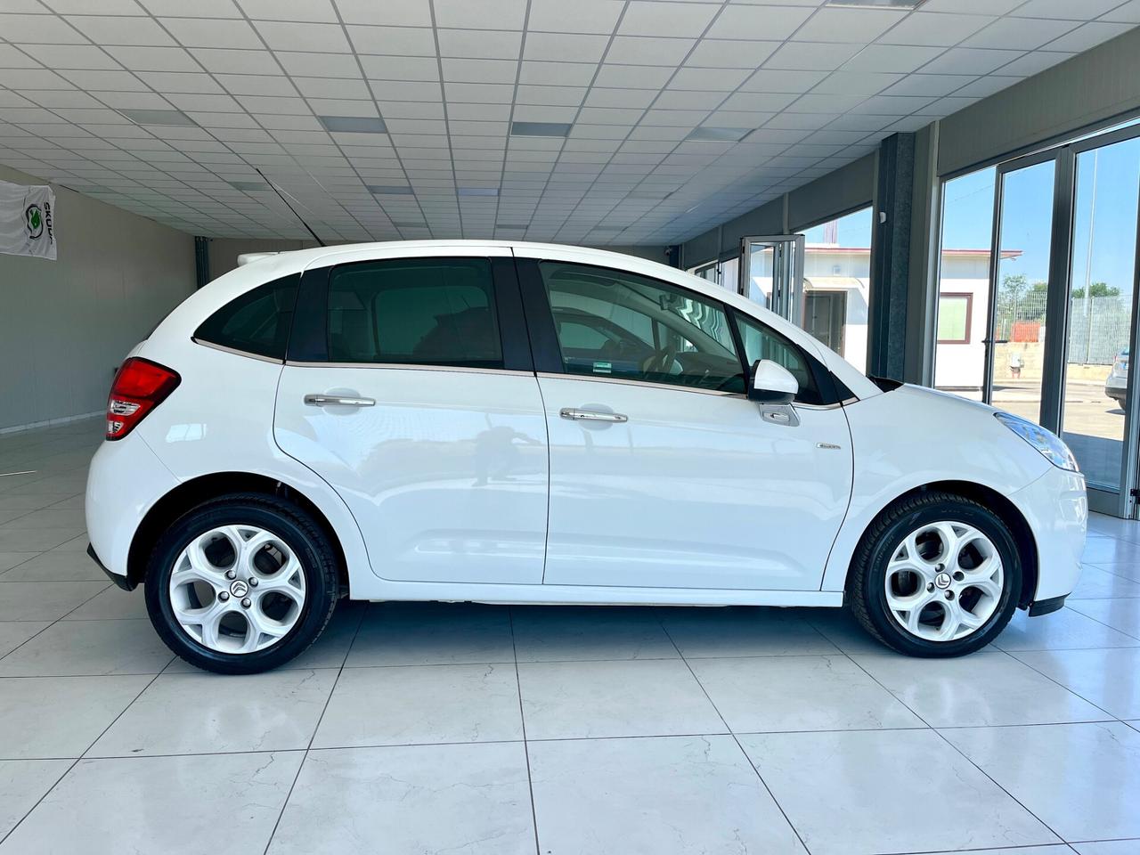 Citroen C3 1.4 HDi 70 Exclusive Full