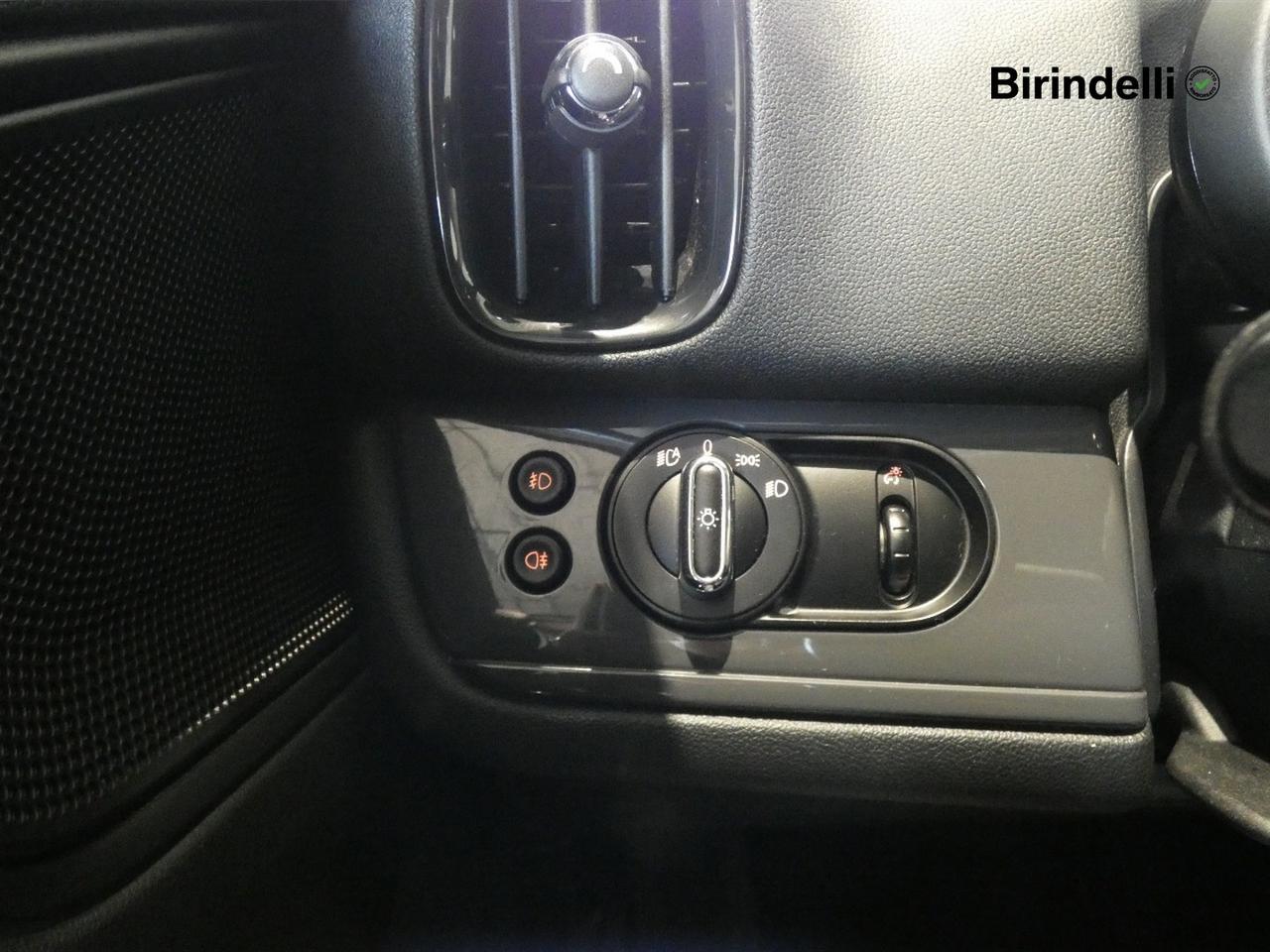MINI Mini Countrym.(F60) - Mini 2.0 Cooper D Business Countryman