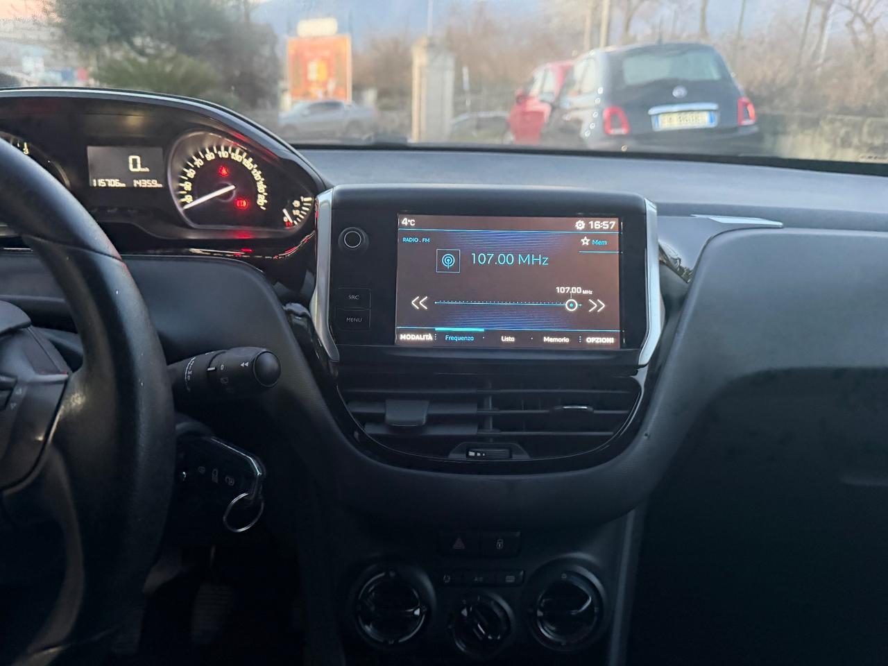 Peugeot 208 BlueHDi 75 5 porte Allure