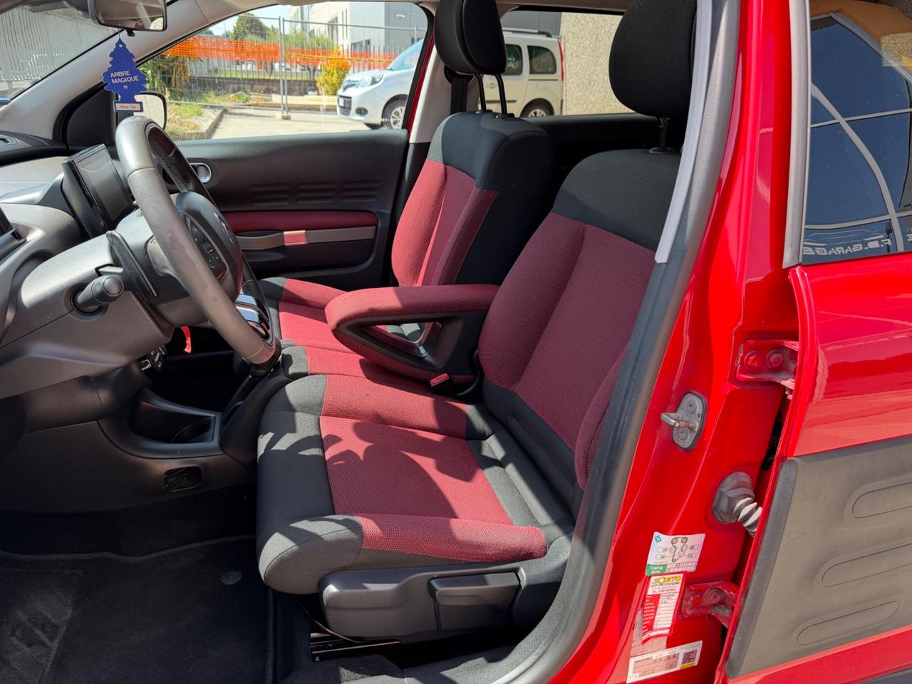 Citroen C4 Cactus BlueHDi 100 S&S ETG6 Shine