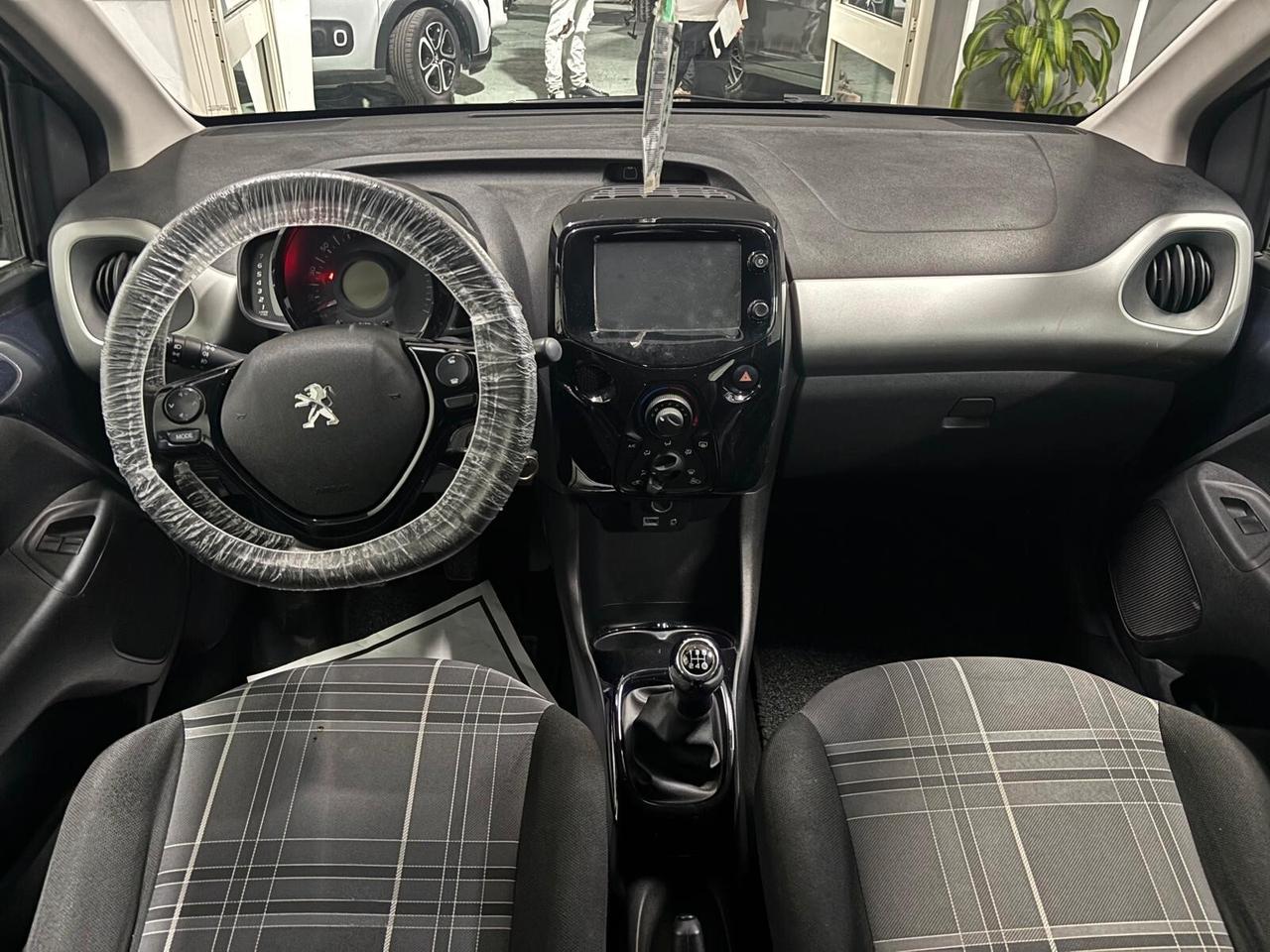 Peugeot 108 VTi 68 5 porte Allure TOP!