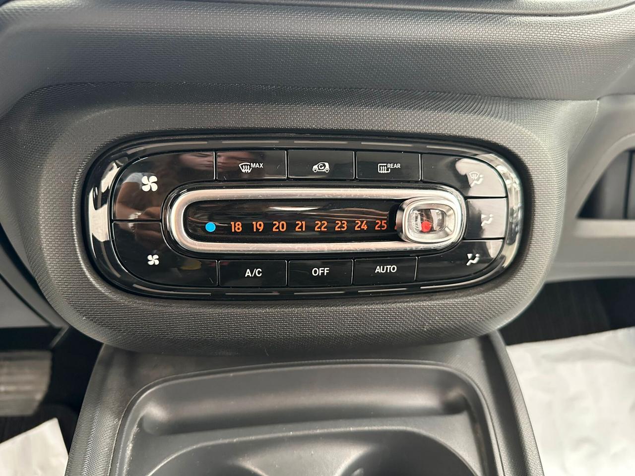 Smart ForTwo EQ Youngster