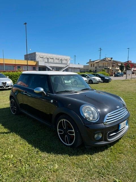 Mini 1.6 16V Cooper D
