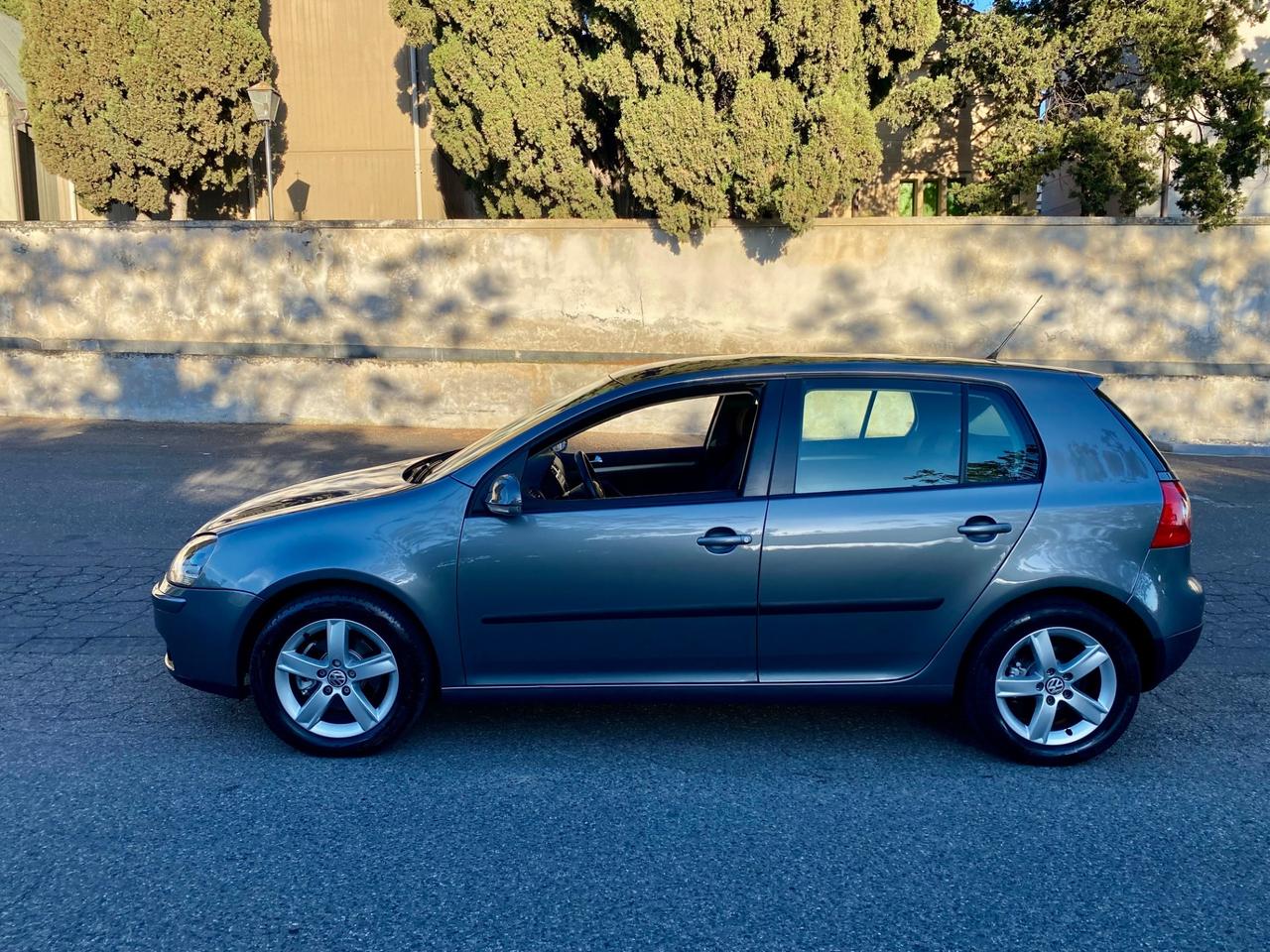 Volkswagen Golf 1.9 TDI 105cv 6 marce 5p. United