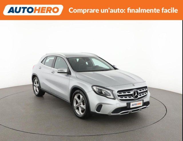 MERCEDES-BENZ GLA 180 Sport