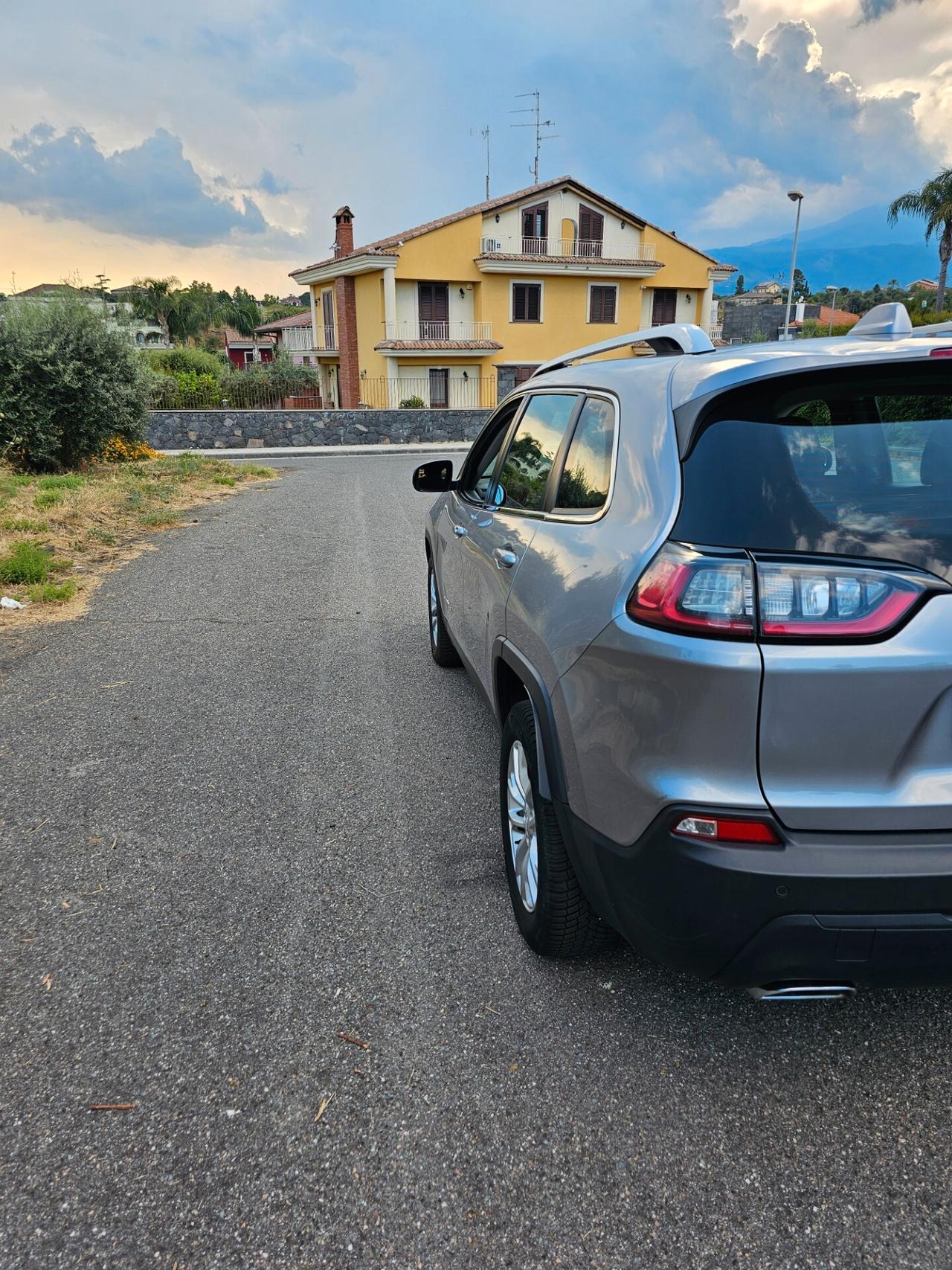 Jeep Cherokee 2.2 Mjt Longitude