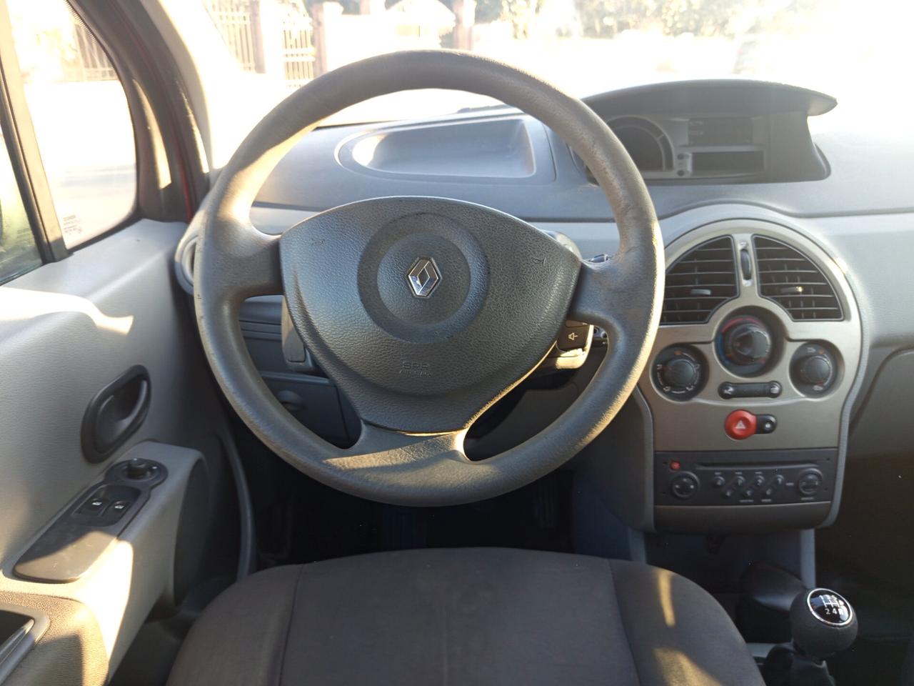 Renault Modus Grand 1.2 16V Dynamique