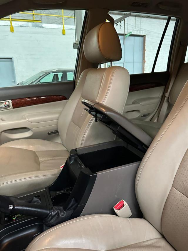 TOYOTA Land Cruiser 3.0 D-4D 16V cat 5 porte Sol 7 posti