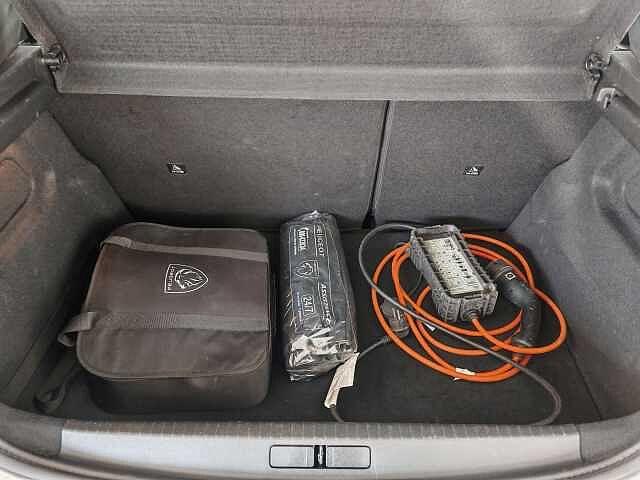 Peugeot 208 motore elettrico 136 CV 5 porte Allure Pack