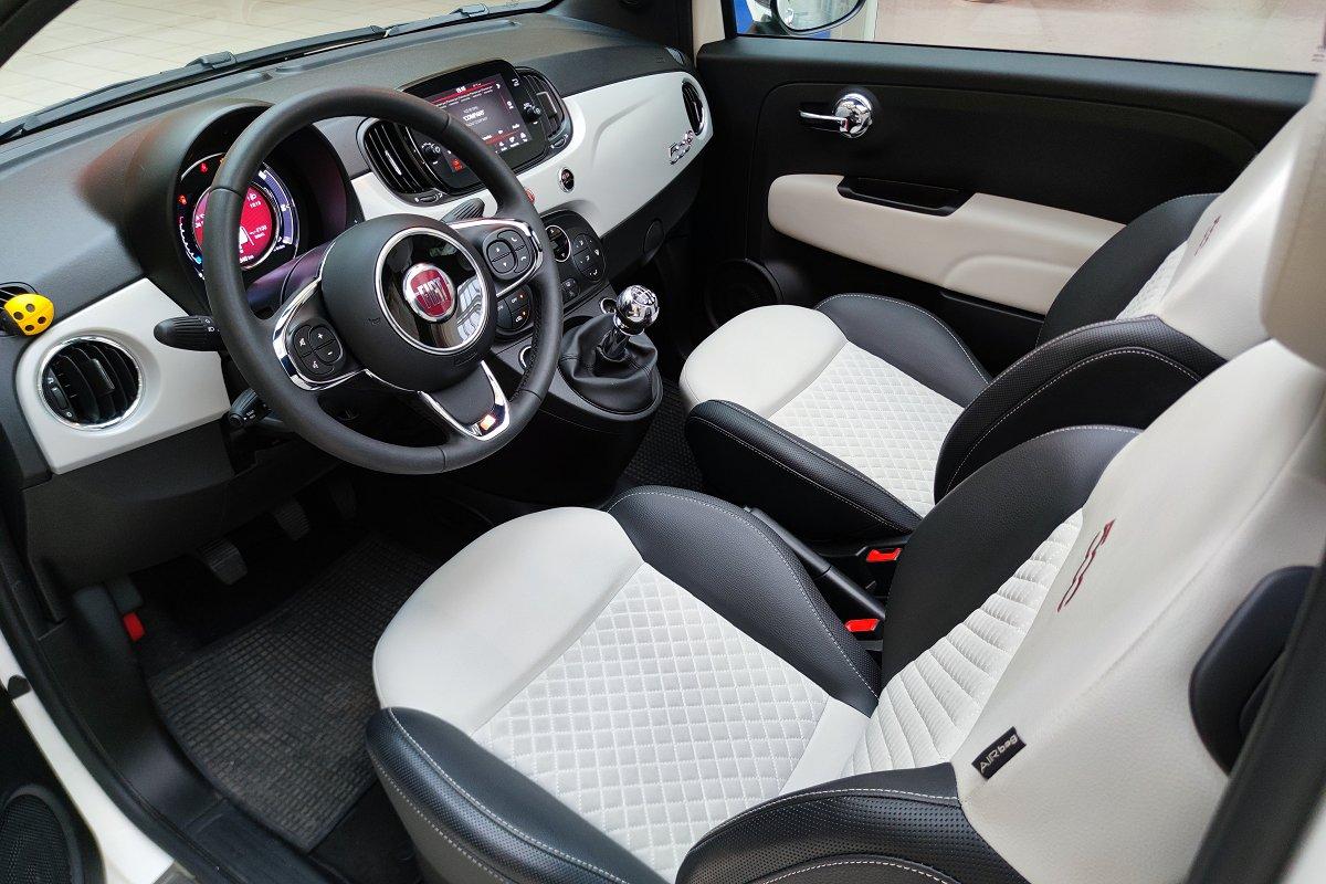 FIAT 500 C 1.0 Hybrid Star