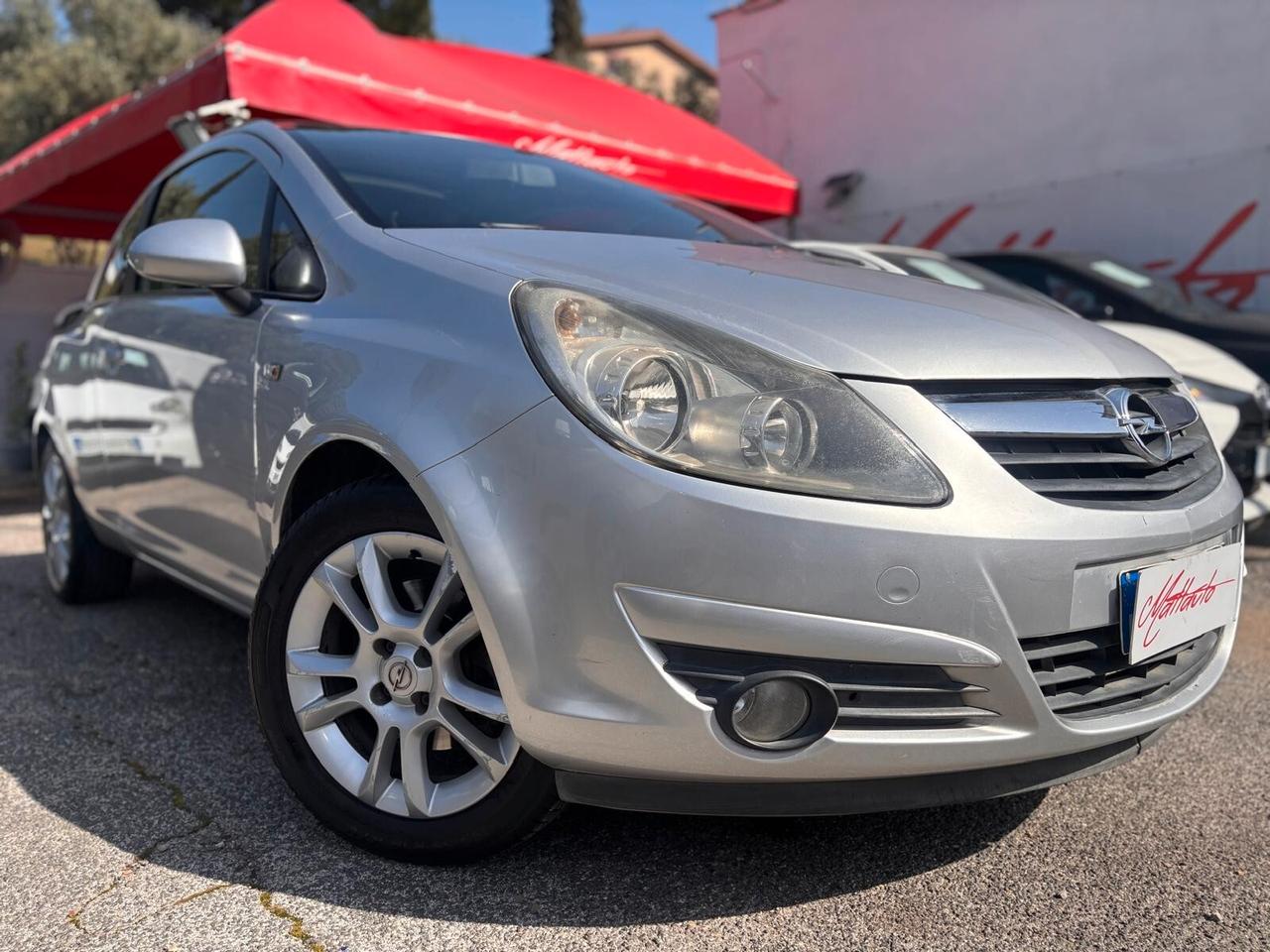 Opel Corsa 1.3 CDTI 3 porte / consumi bassi