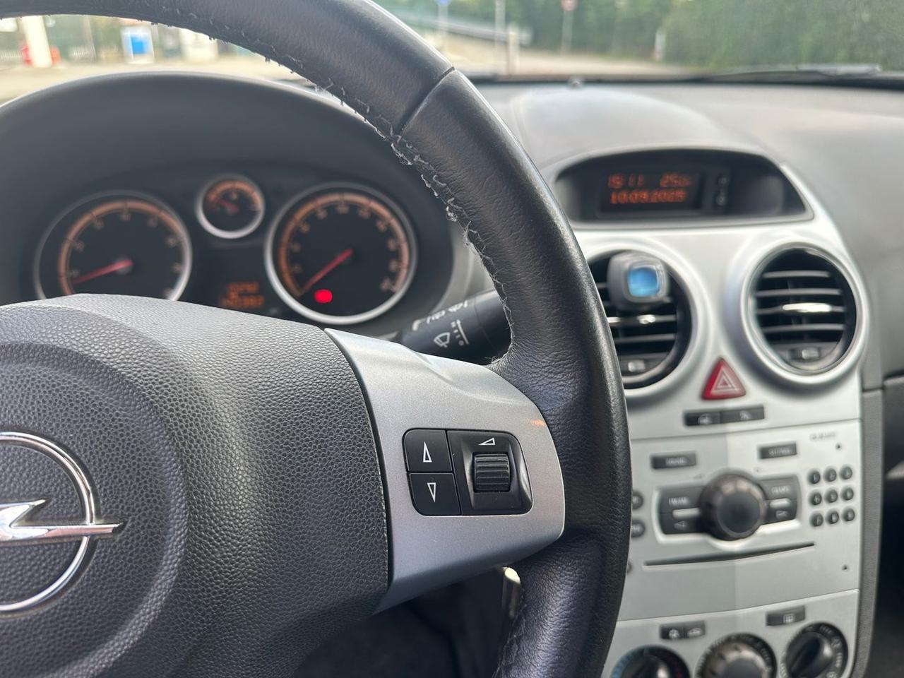 Opel Corsa Cosmo 1.2 Eco FLEX #6774