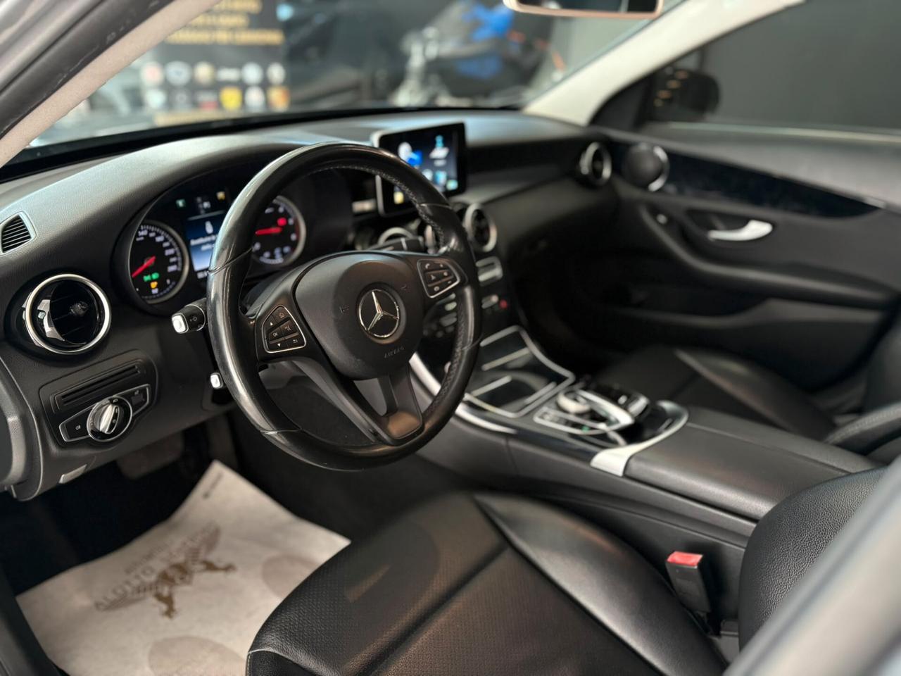 Mercedes-benz C 200 d Auto Premium