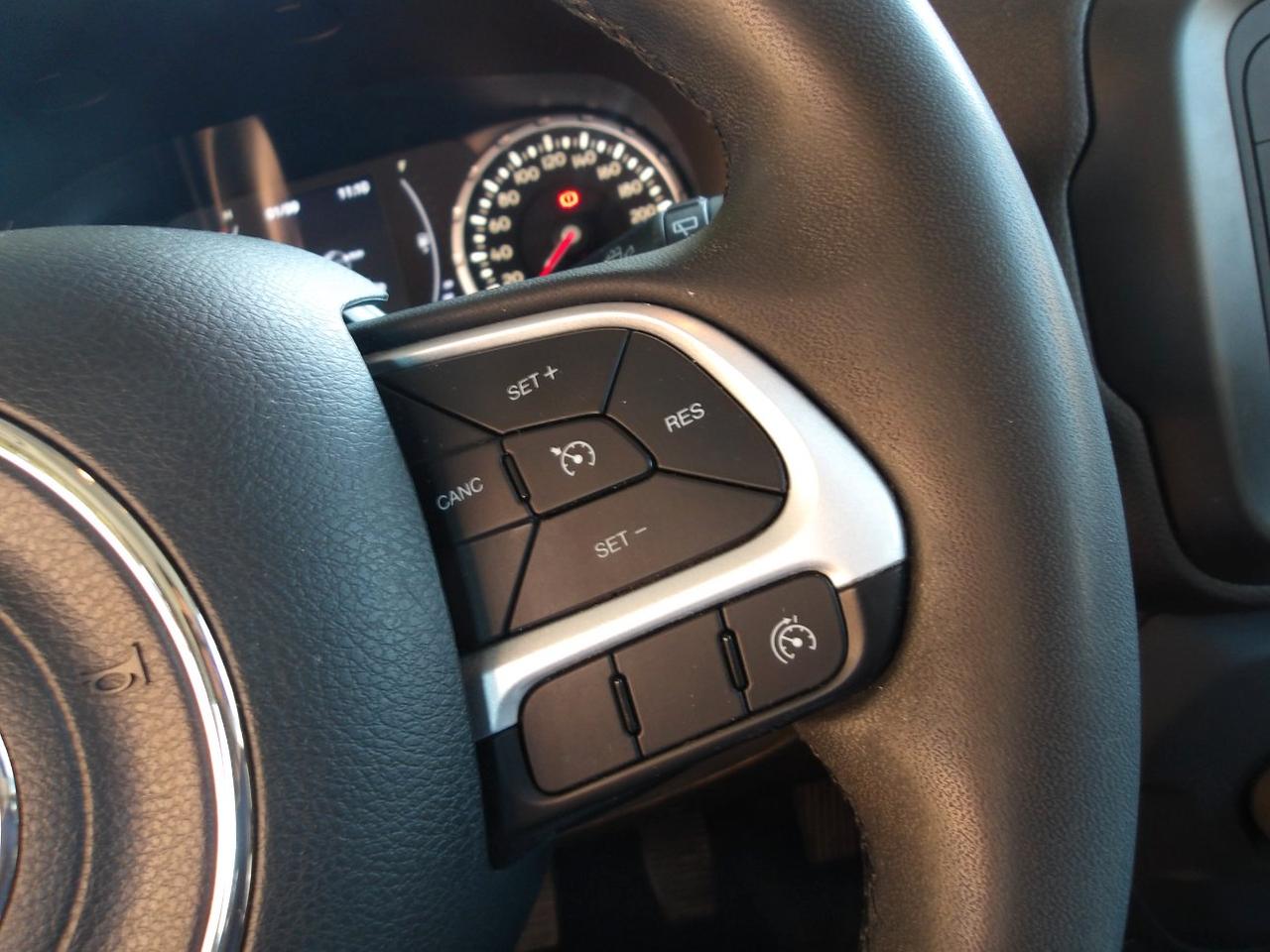 Jeep Renegade 1.6 e-torq evo Longitude fwd 110cv my18