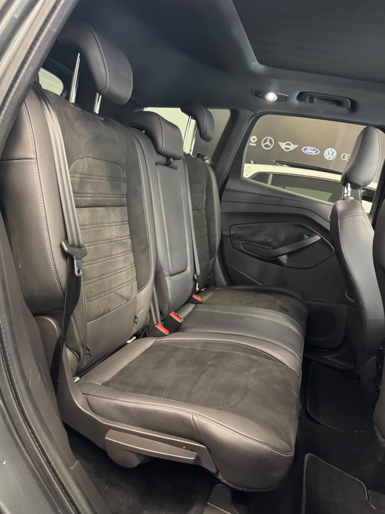 Ford Kuga 1.5 TDCI 120 CV ST-Line Tetto Apribile